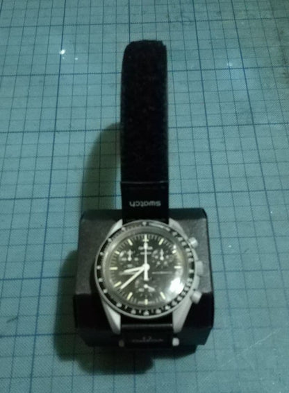 swatch MISSION TO THE MOON Quartz Men's — Japanese