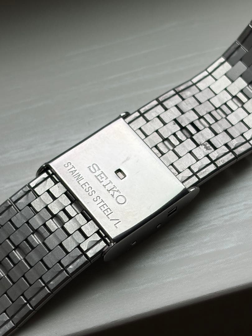 SEIKO 5856-8090 Quartz Men's Watch — Japanese