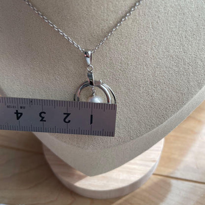 MIKIMOTO PEARL ISLAND Necklace #3b with 40 cm length displayed on a white background