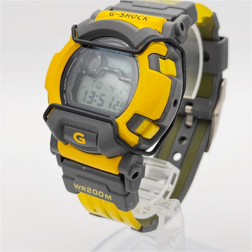 CASIO DW-004 Digital Men's Watch — Japanese