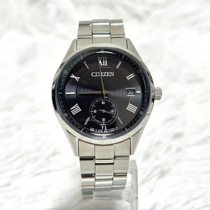 Citizen COLLECTION V157-0BX0 Solar Men's Watch — Japanese