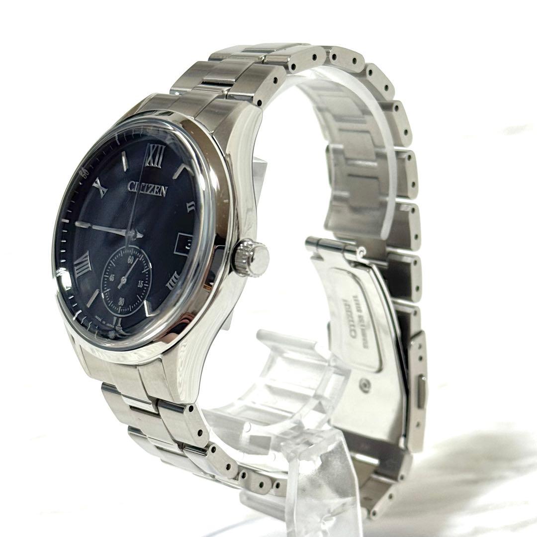 Citizen COLLECTION V157-0BX0 Solar Men's Watch — Japanese