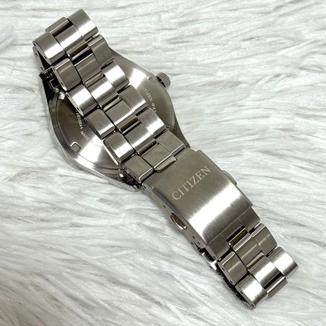 Citizen COLLECTION V157-0BX0 Solar Men's Watch — Japanese