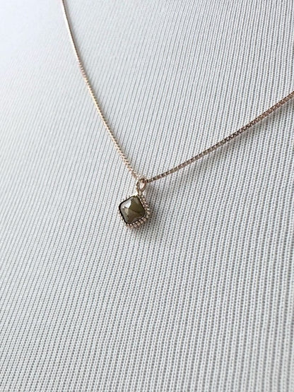 agete K10YG necklace made of yellow gold with 50 cm chain length displayed on white background