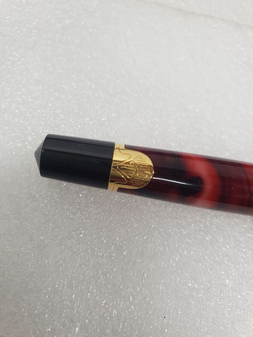 WATERMAN fountain pen and ballpoint pen set with stained and scratched case