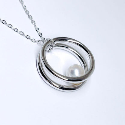 Law Pearl Necklace and Pendant with 7mm pearls and silver chain 45cm length