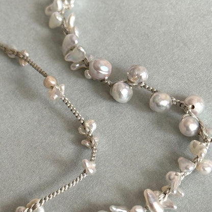 Kum Akoya pearl and Keshi pearl necklace on silk cord with tassel, total length 83 cm