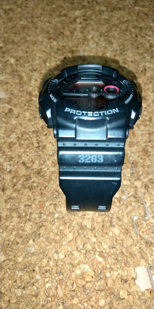 CASIO GD-100 Digital Men's Watch — Japanese