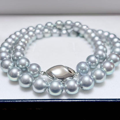 Akoya pearl necklace with silver clasp and blue grey pearls measuring 7.5-7.9mm, 43cm long