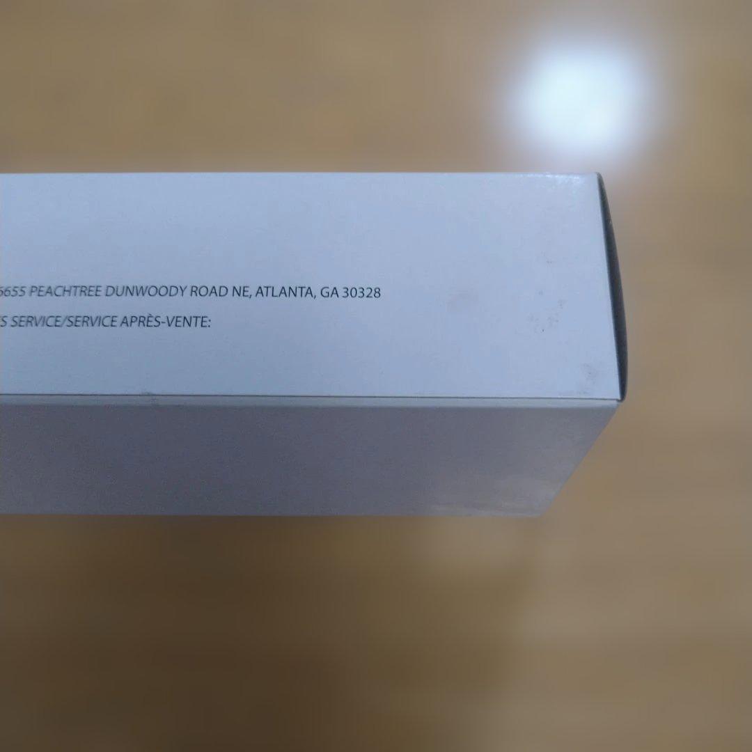 Waterman Caren Deluxe oil-based ballpoint pen in black and silver with model number S2228342, unused