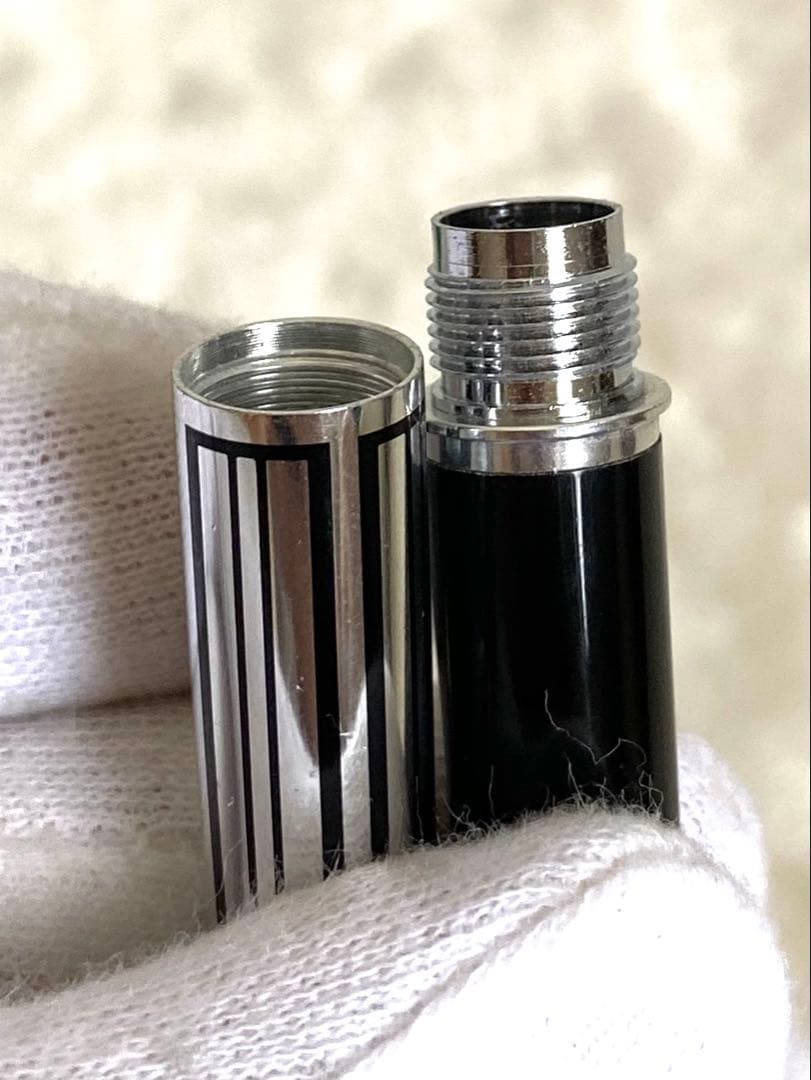 Pilot Platinum 18K white gold striped fountain pen with cap, used condition, no ink filled