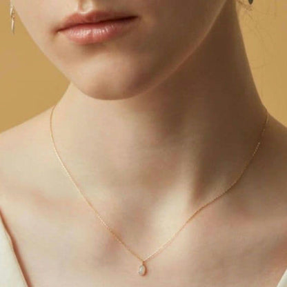 Agate Opal Necklace made of K10 gold with 0.6x0.4 cm opal pendant on a 40 cm chain