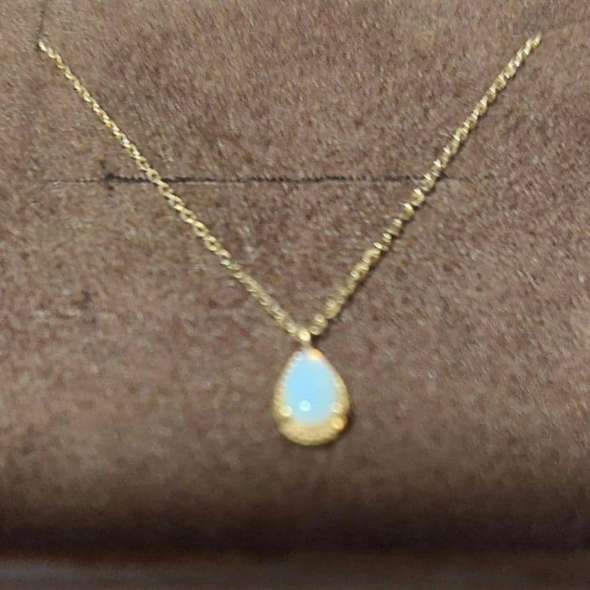 Agate Opal Necklace made of K10 gold with 0.6x0.4 cm opal pendant on a 40 cm chain