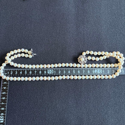 Akoya pearl 2-row necklace with silver clasp, length approximately 41 centimeters