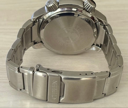 Citizen B877-R005600 Solar Men's Watch — Japanese