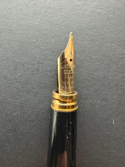 WATERMAN Fountain Pen IDEAL with 18K 750 gold nib in black and gold finish