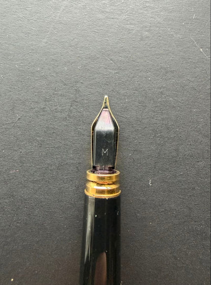 WATERMAN Fountain Pen IDEAL with 18K 750 gold nib in black and gold finish