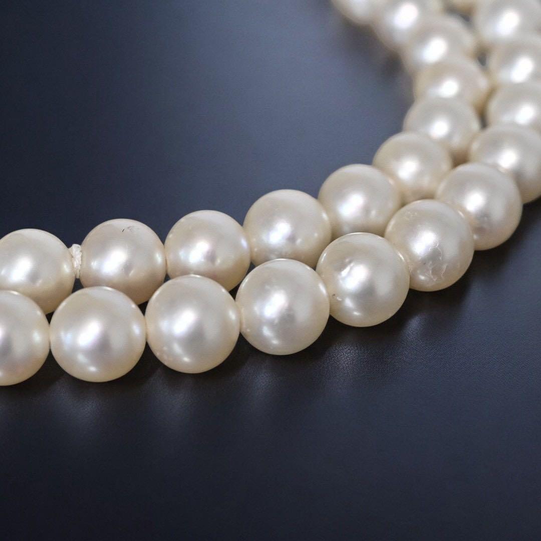 Highest Peak Tasaki Akoya pearl necklace with 7.5-8 mm round pearls on a silver chain, 42 cm length