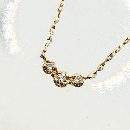 agete WEB Limited K10 diamond necklace with three small diamonds on a 40 cm chain