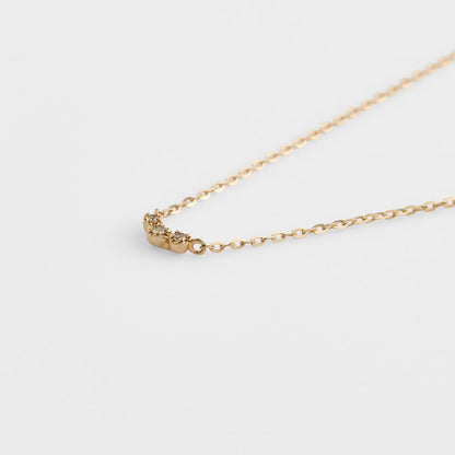 agete WEB Limited K10 diamond necklace with three small diamonds on a 40 cm chain