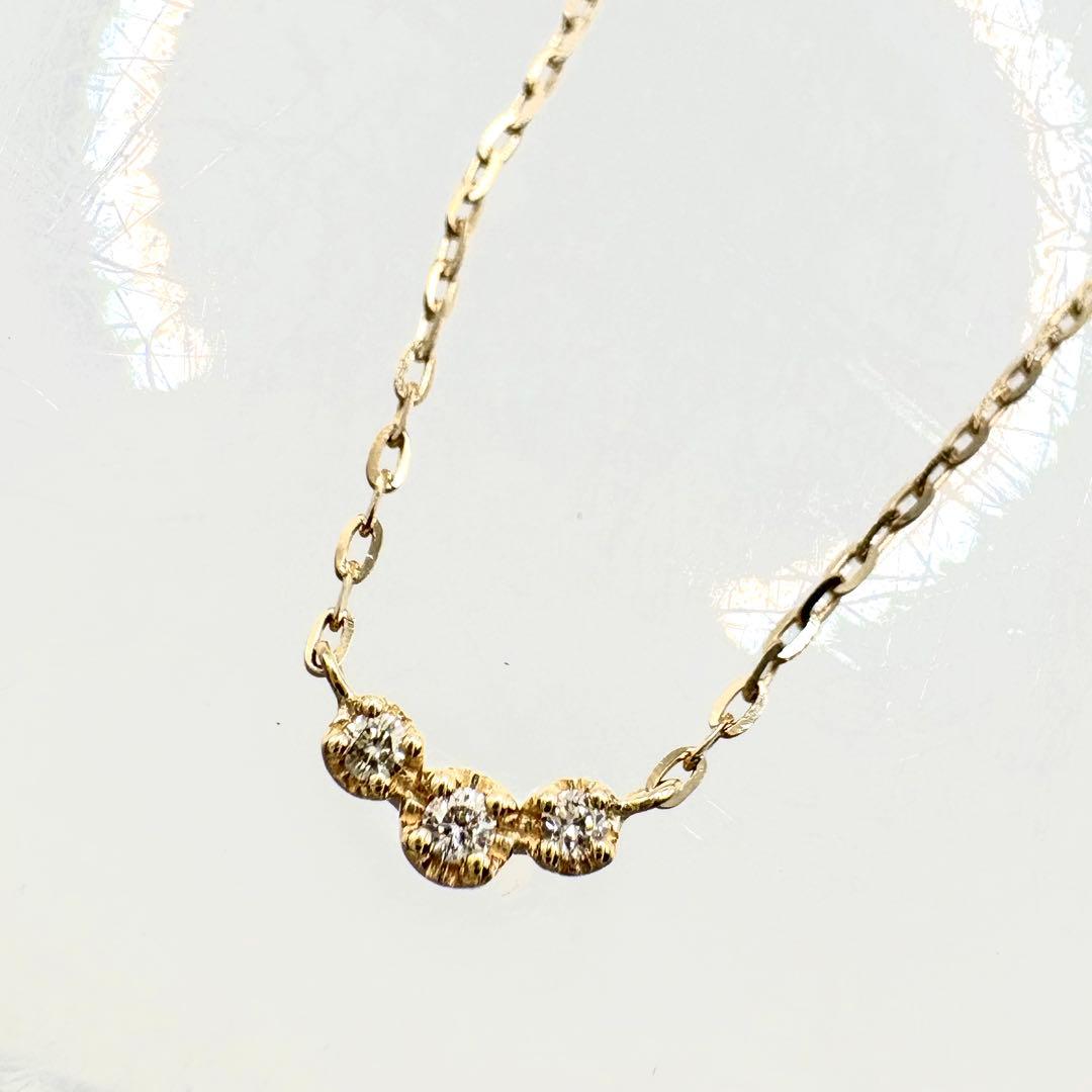 agete WEB Limited K10 diamond necklace with three small diamonds on a 40 cm chain