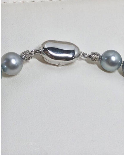 Maki Akoya pearl necklace featuring 8.0-8.5 mm pearls measuring 44 cm in length