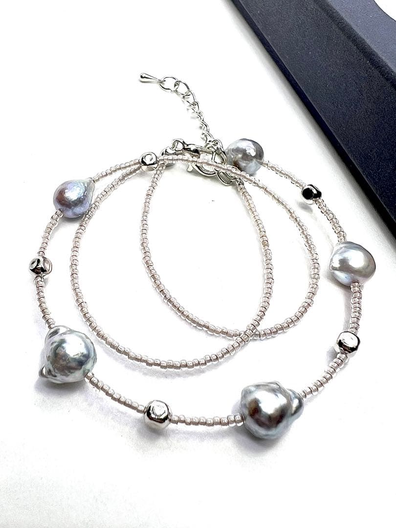 Akoya pearls blue pearl necklace 41-46 cm length with natural unbleached pearls and Venetian glass parts