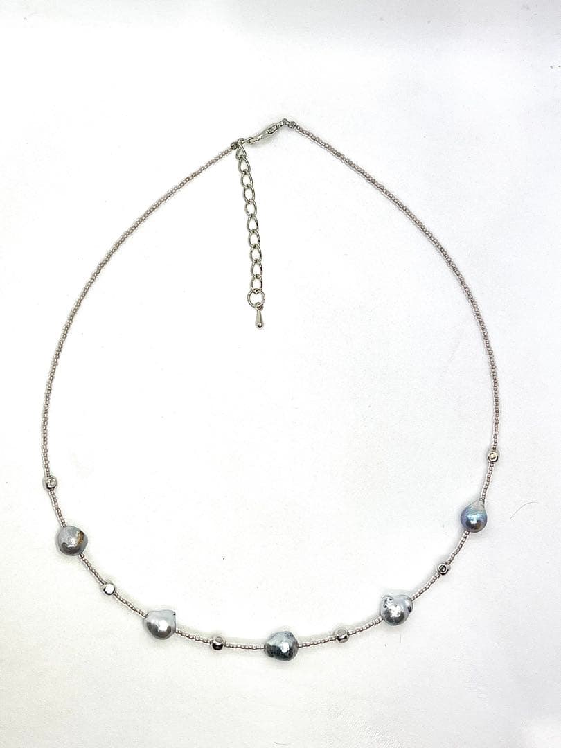 Akoya pearls blue pearl necklace 41-46 cm length with natural unbleached pearls and Venetian glass parts
