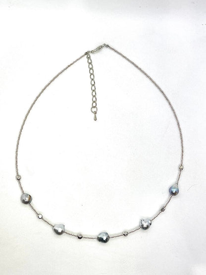 Akoya pearls blue pearl necklace 41-46 cm length with natural unbleached pearls and Venetian glass parts