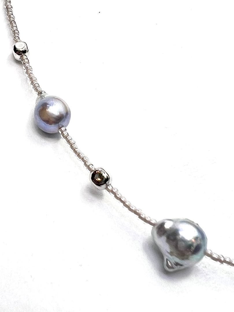 Akoya pearls blue pearl necklace 41-46 cm length with natural unbleached pearls and Venetian glass parts