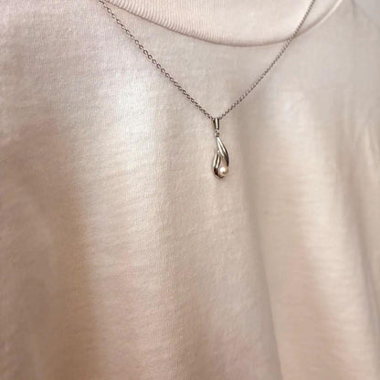 Mikimoto Pearl Necklace Tear Drop with silver chain and 4 mm pearl pendant, 45 cm length
