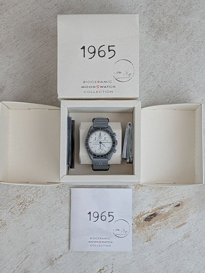 swatch MoonSwatch1965 SO33M106 Men's — Japanese