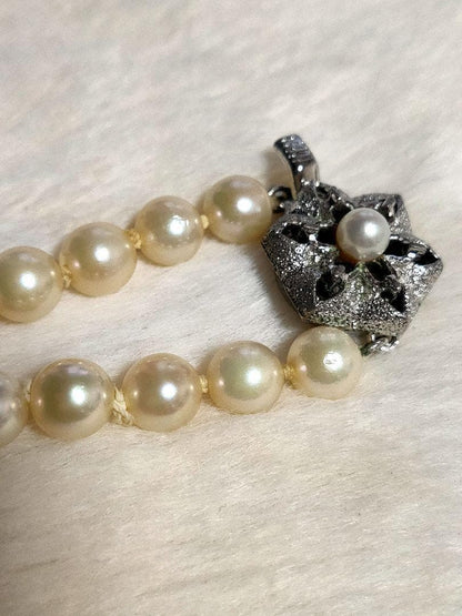 Aqoya pearl necklace featuring white pearls and silver SV925 chain, 45 cm long, pearls sized 5.9 to 6.3 mm