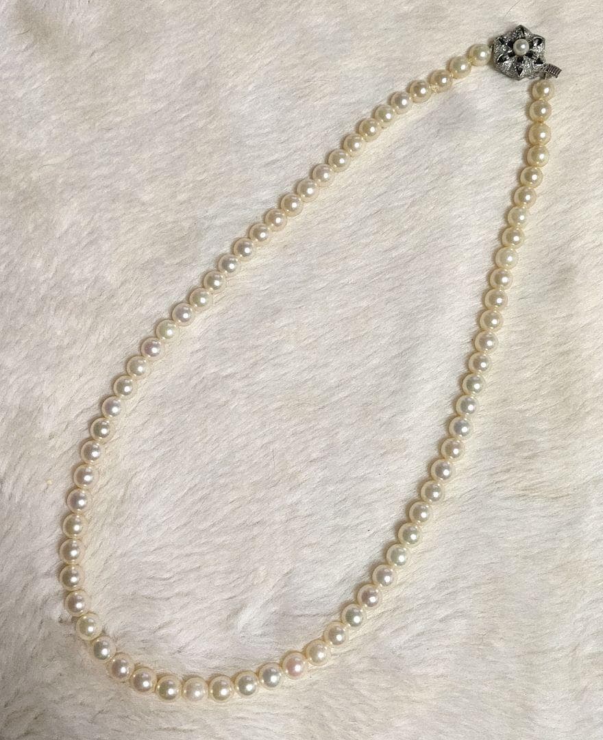 Aqoya pearl necklace featuring white pearls and silver SV925 chain, 45 cm long, pearls sized 5.9 to 6.3 mm