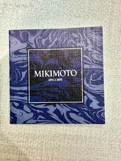 New MIKIMOTO Pearl Brooch with pearl detail and included accessory box