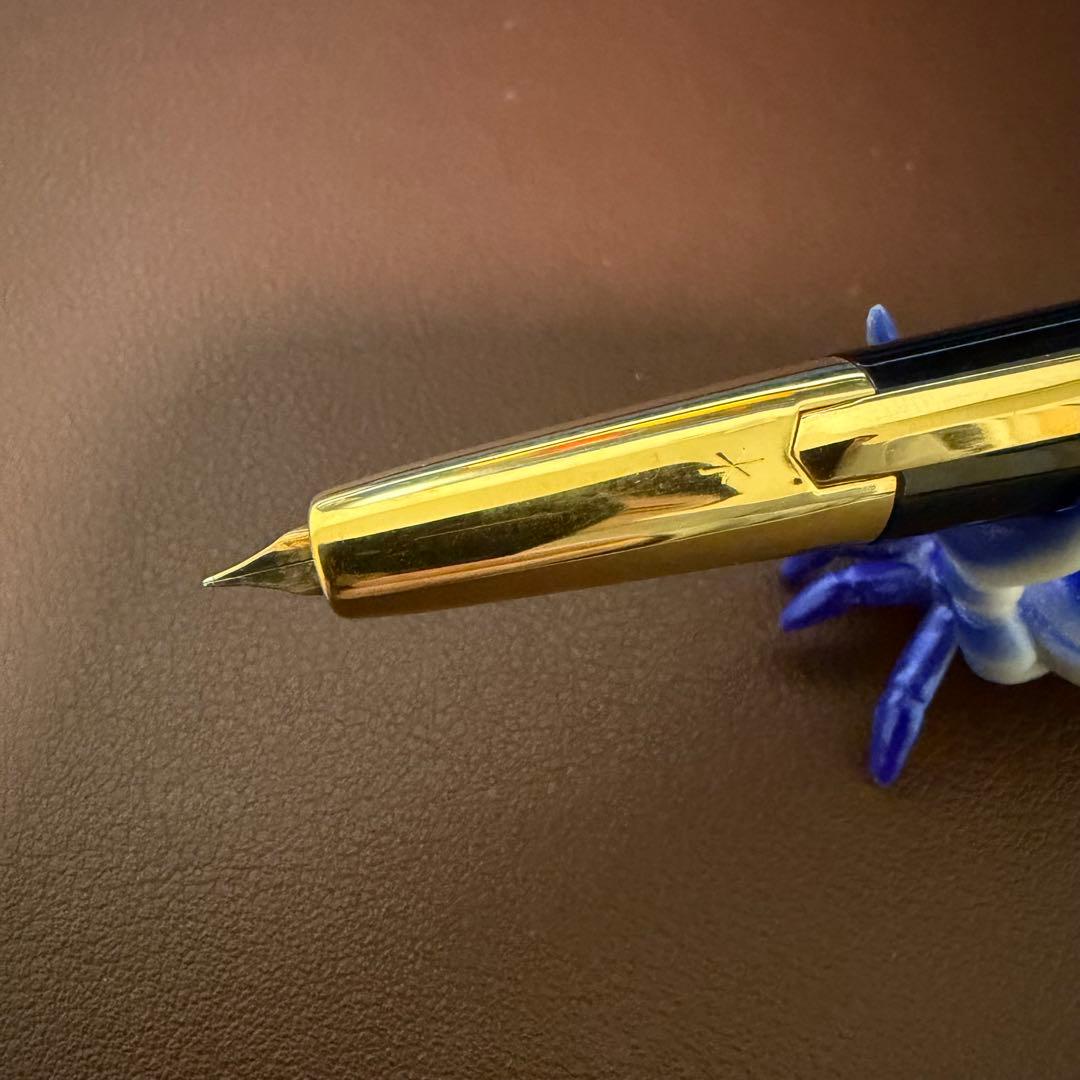 Pilot Capless vintage fountain pen with sleek metallic body and retractable nib