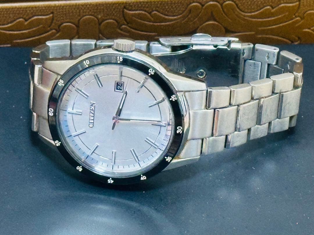 Citizen V157-0BX0 Quartz Men's Watch — Japanese