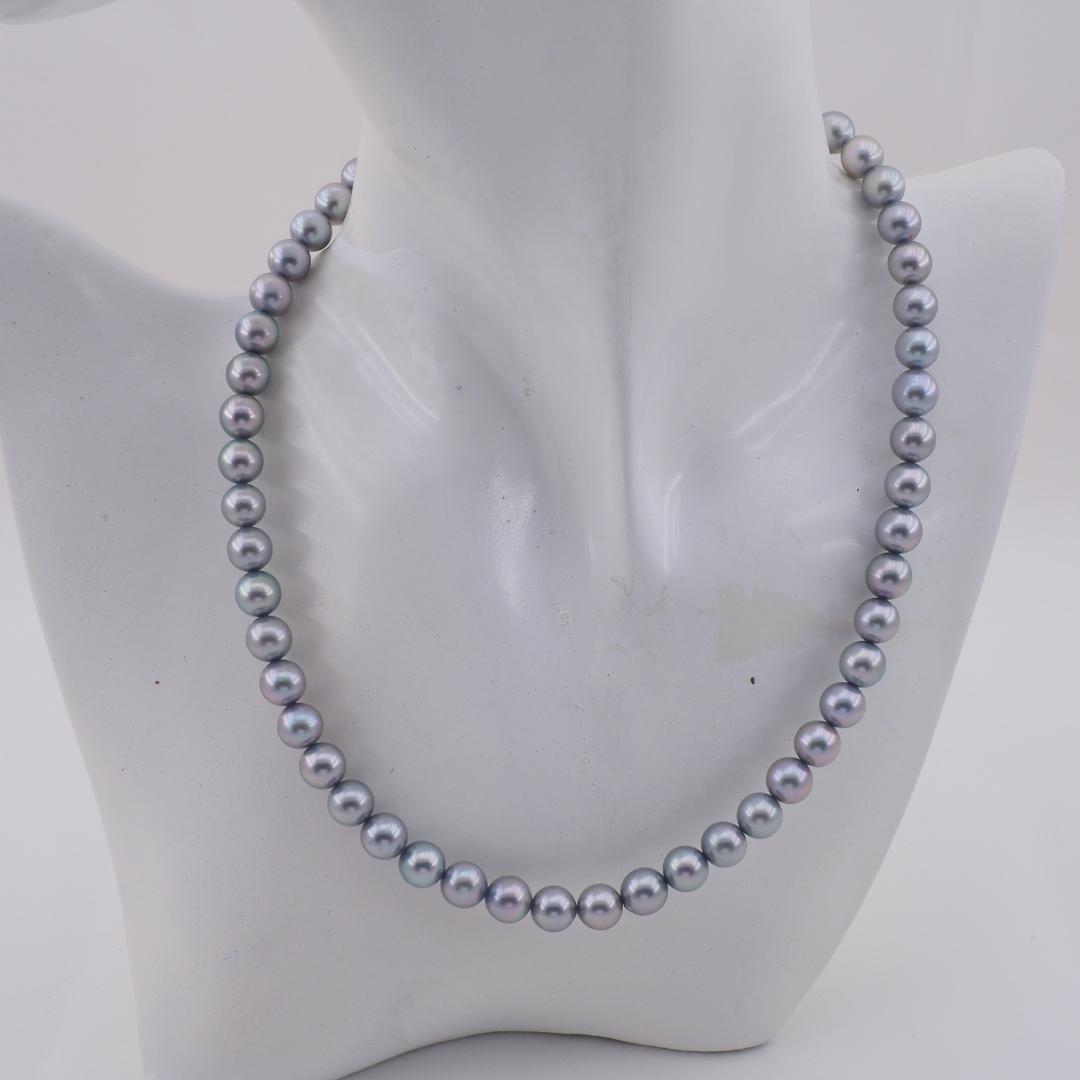 Tasaki Akoya 7.8mm gray pearl necklace on 42cm silver chain with polished finish and clasp detail