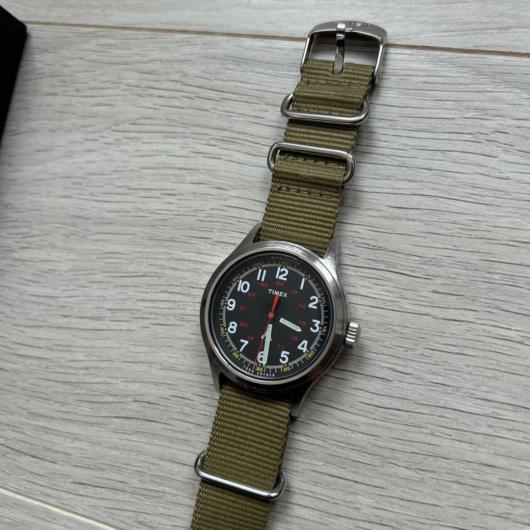 TIMEX リシュー オリーブグリーン Analog Men's Watch — Japanese