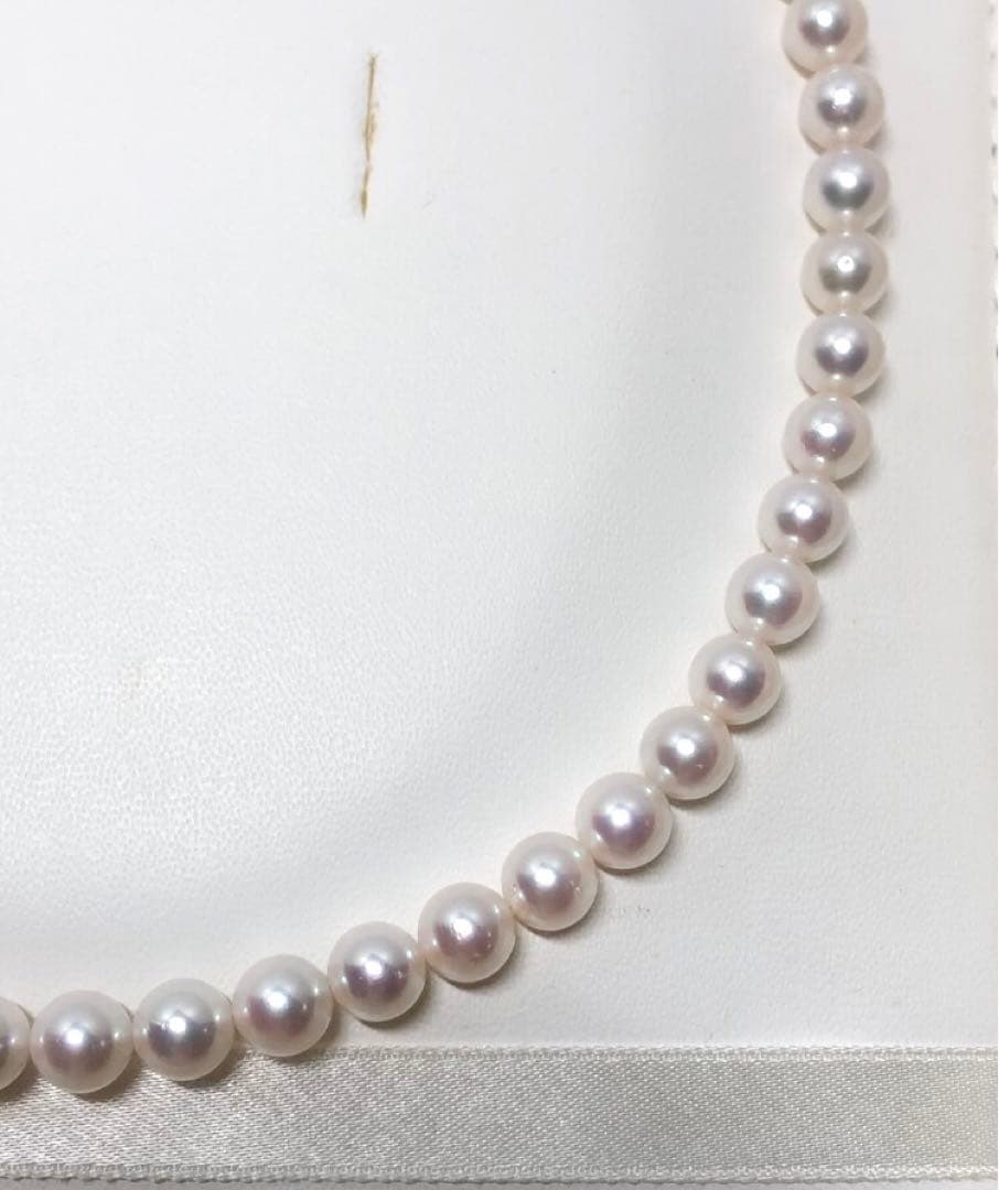 Citizen Akoya pearl necklace with white round pearls sized 6.5-7mm on a 38cm strand