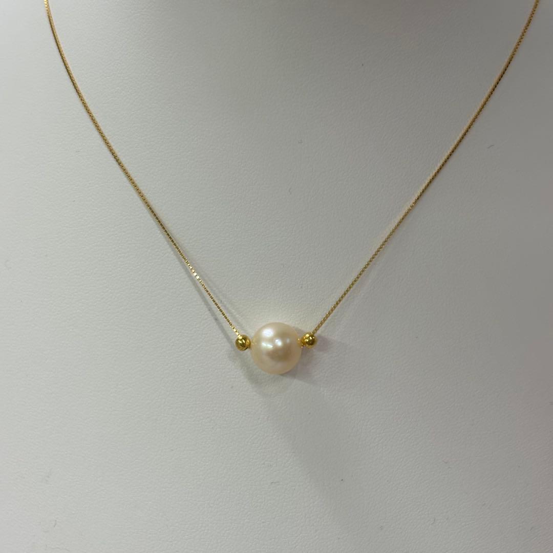 Ise-Shima Ise Bay Akoya Pearl necklace with 9.5mm pearls on a 42cm gold-finished chain with removable ball detail