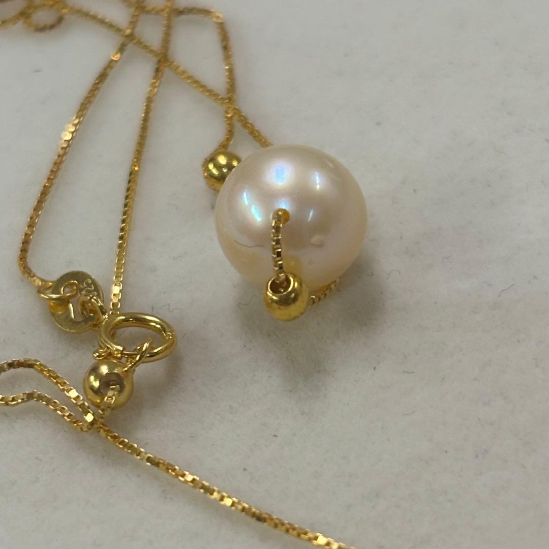 Ise-Shima Ise Bay Akoya Pearl necklace with 9.5mm pearls on a 42cm gold-finished chain with removable ball detail