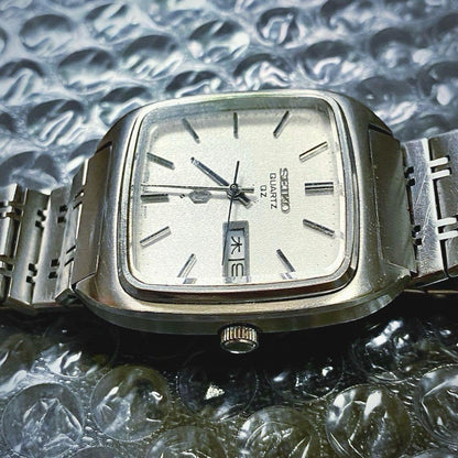 SEIKO QZ 1974 Cushion Frosted Quartz Men's Watch — Japanese