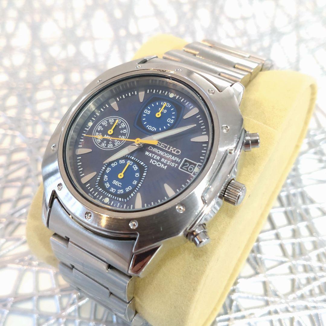 SEIKO V657-9060 Quartz Men's Watch — Japanese