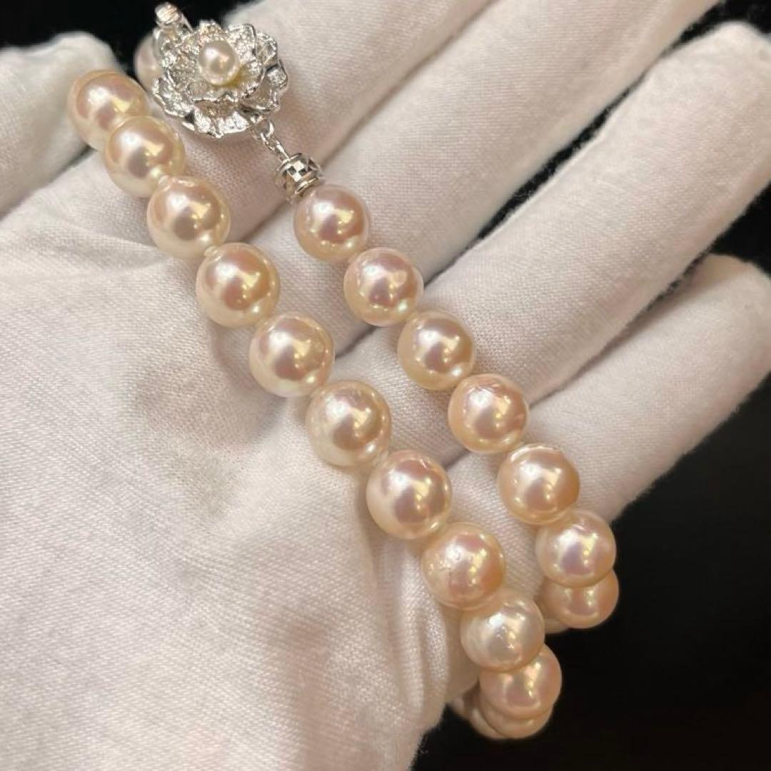 Akoya white pearl necklace featuring pearls sized 8.5 to 8.8mm on a 42cm strand