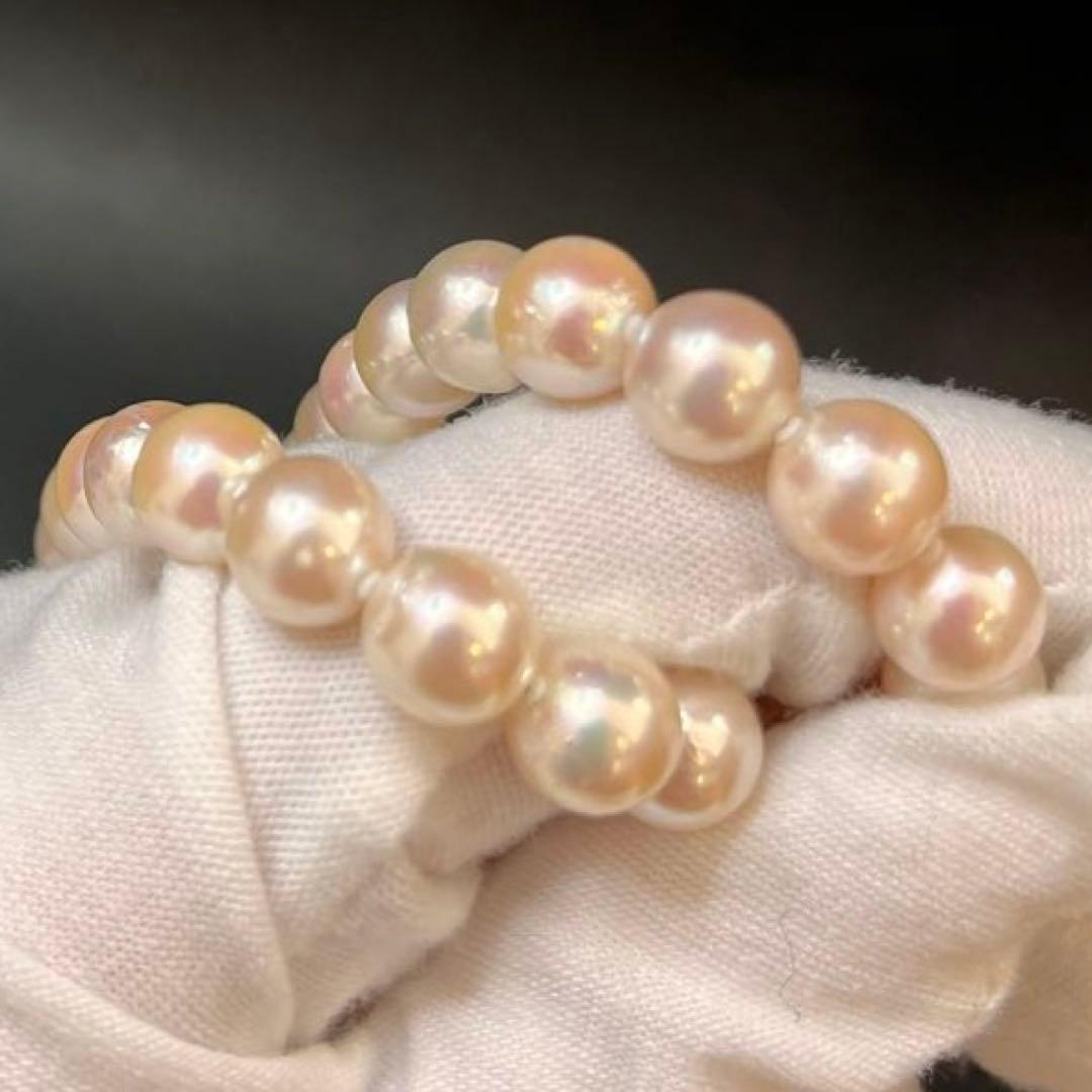 Akoya white pearl necklace featuring pearls sized 8.5 to 8.8mm on a 42cm strand