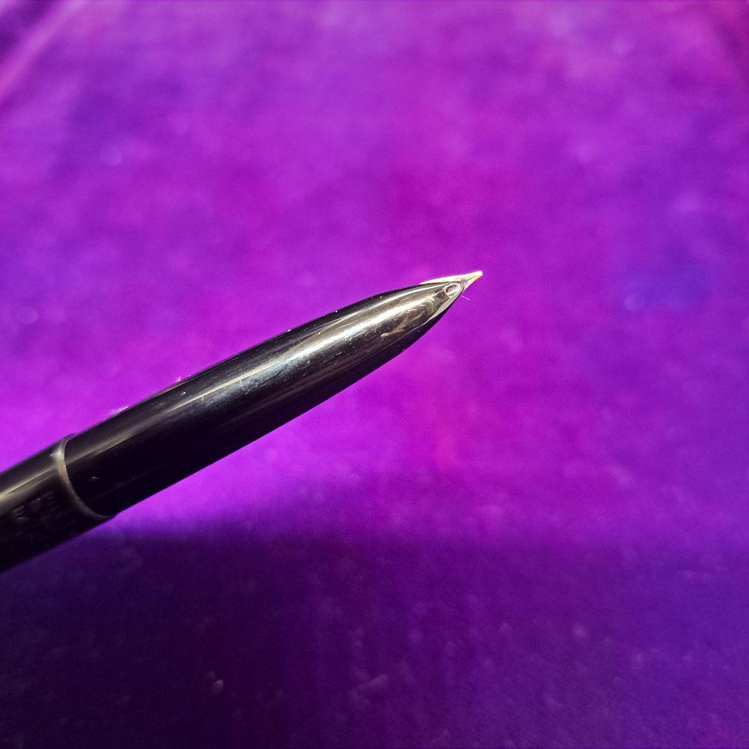 PILOT Fountain Pen 14K Gold S-80V DX27 with cap on, measuring 14.5 cm length