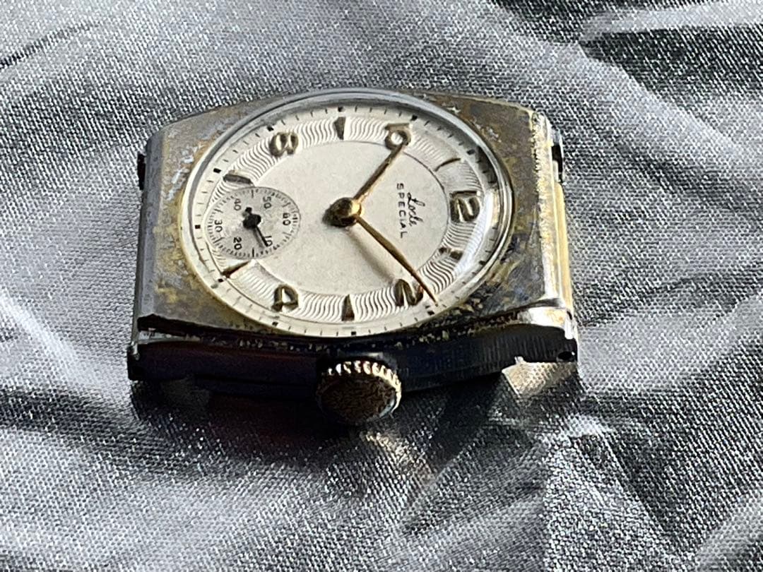 ORIENT Locle Special Slim Seco Manual Men's Watch — Japanese
