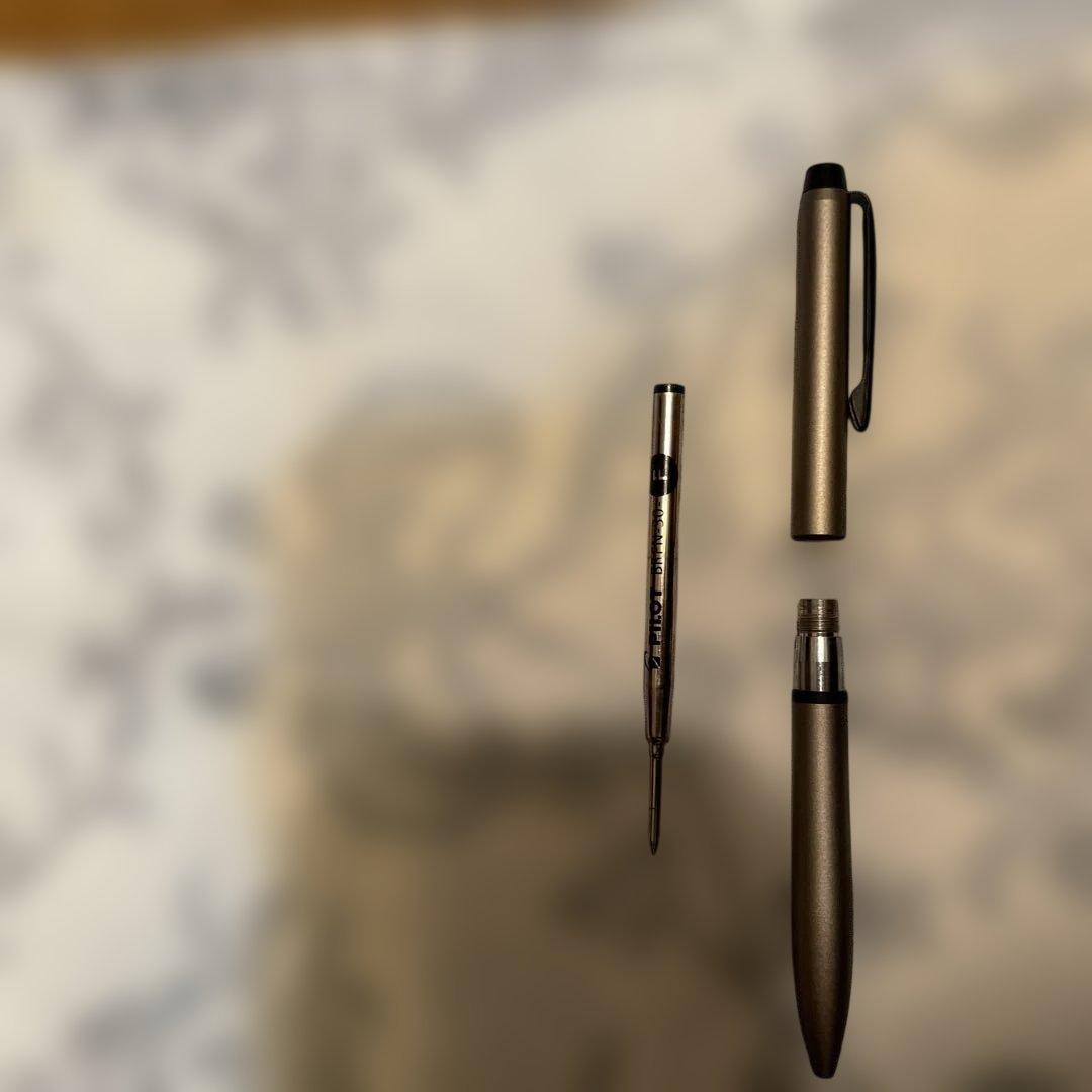 Pilot Acro Drive Limited Color pen with black ink, desert copper body, and 0.7mm pen tip