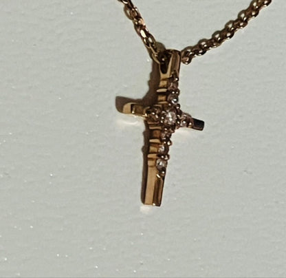 aga K10 PG Diamond Cross Necklace featuring a delicate diamond-studded cross pendant on a 40 cm chain
